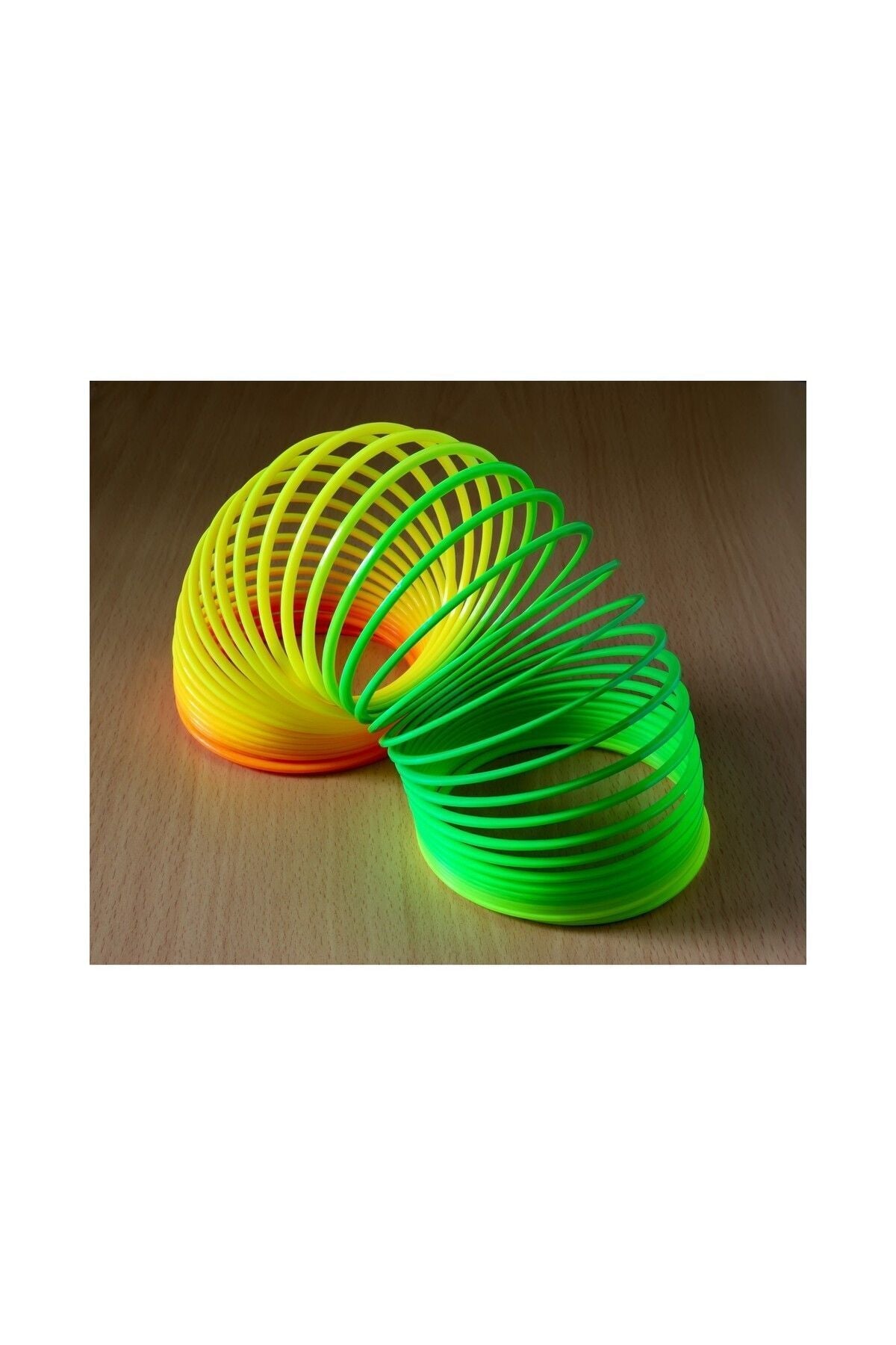 Oyuncak Stres Yayı - Gökkuşağı Renkli, Rengarenk